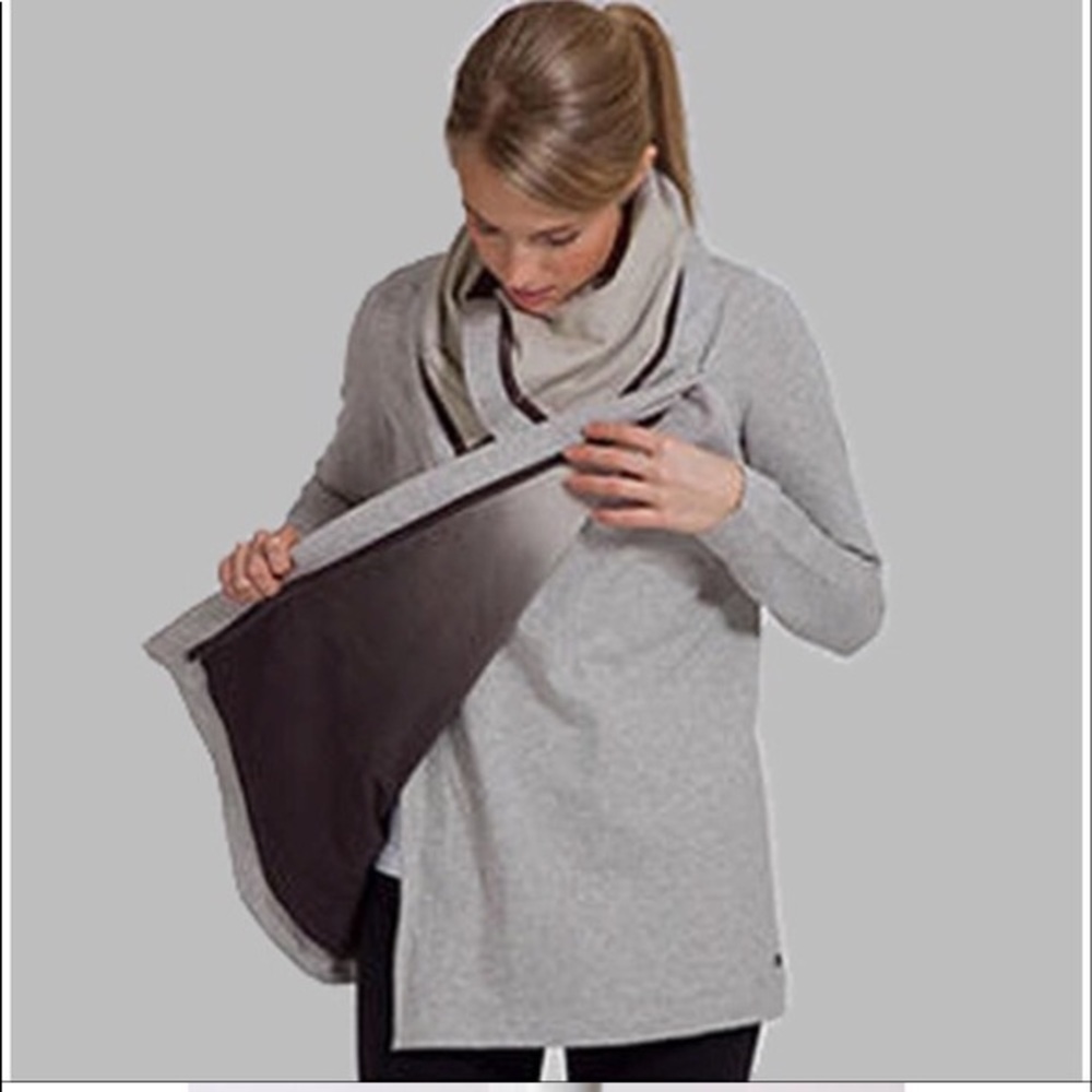 Lululemon Savasana Wrap Gray size 6